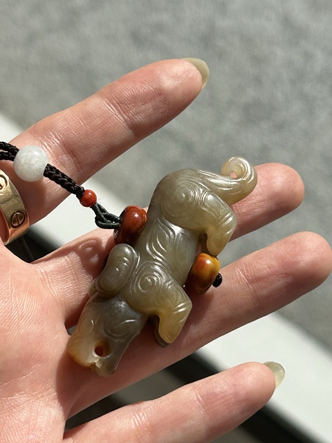 古玩玉器和田玉雕“螭虎”真品鑒賞圖