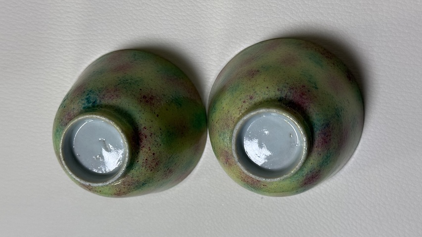 古玩陶瓷晚清桃花洞釉杯一對真品鑒賞圖