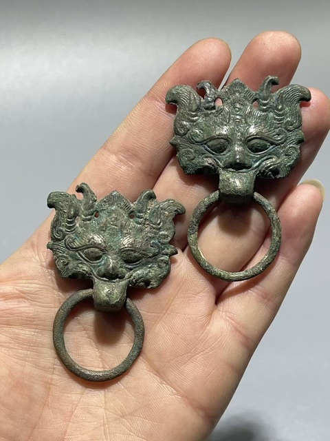 古玩銅器漢代·鎏銀鋪首一對 真品鑒賞圖