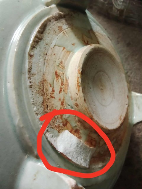 古玩陶瓷龍泉窯青釉香爐真品鑒賞圖