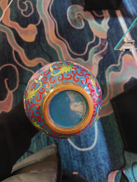 古玩陶瓷銅胎掐絲琺瑯花卉紋葫蘆瓶真品鑒賞圖