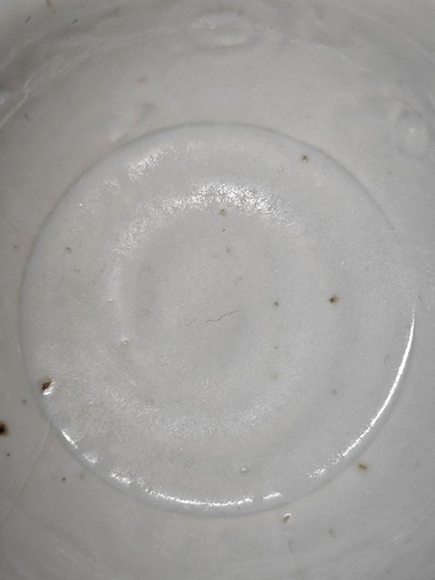 古玩陶瓷元末明初青白釉模印菊紋盤拍賣，當前價格4567元