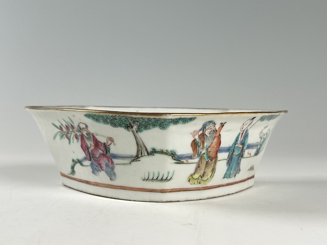 古玩陶瓷盤真品鑒賞圖