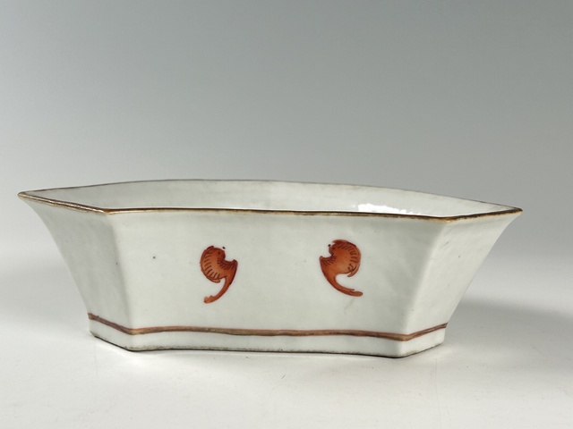 古玩陶瓷盤真品鑒賞圖