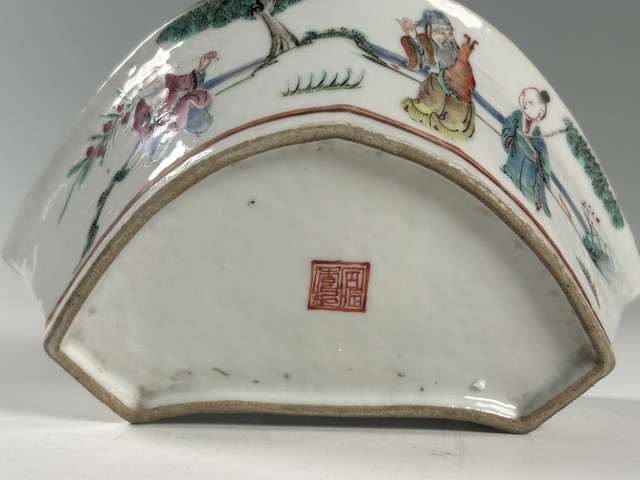 古玩陶瓷盤真品鑒賞圖