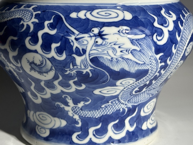 古玩陶瓷尊真品鑒賞圖