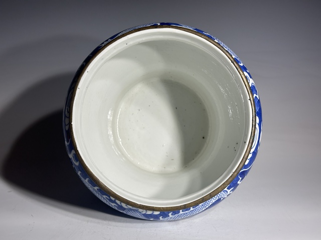 古玩陶瓷尊真品鑒賞圖