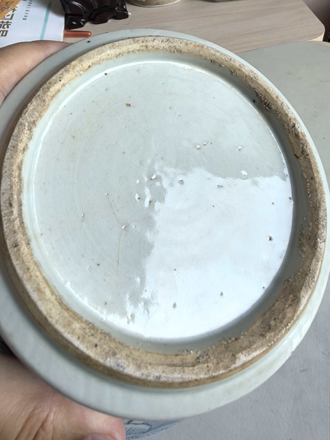 古玩陶瓷花卉紋青花廣口罐真品鑒賞圖