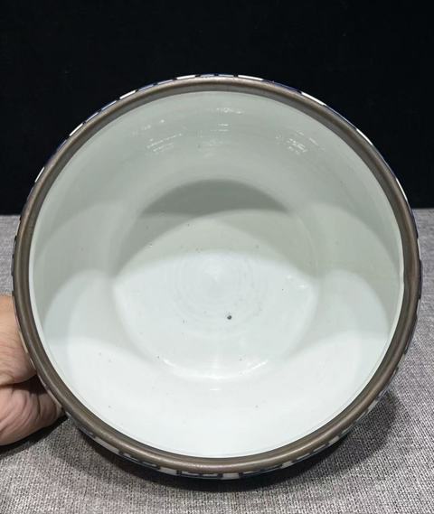 古玩陶瓷壽字紋青花廣口罐真品鑒賞圖