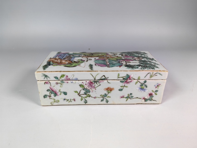 古玩陶瓷清中晚粉彩竹林七賢人物花卉紋文房蓋盒真品鑒賞圖