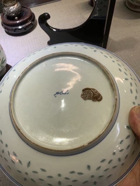 古玩陶瓷民國 青花玲瓏龍紋杯真品鑒賞圖