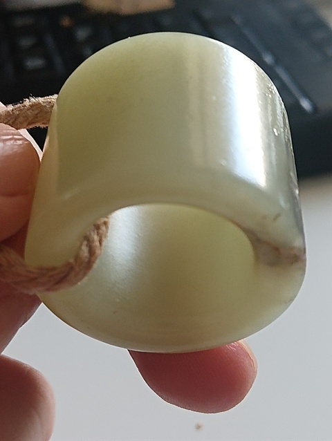 古玩玉器和田玉雕“素紋扳指”真品鑒賞圖