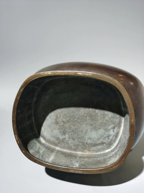 古玩銅器銅瓶真品鑒賞圖