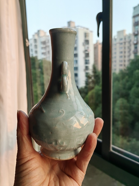 古玩陶瓷青白釉鳳紋雙耳瓶真品鑒賞圖