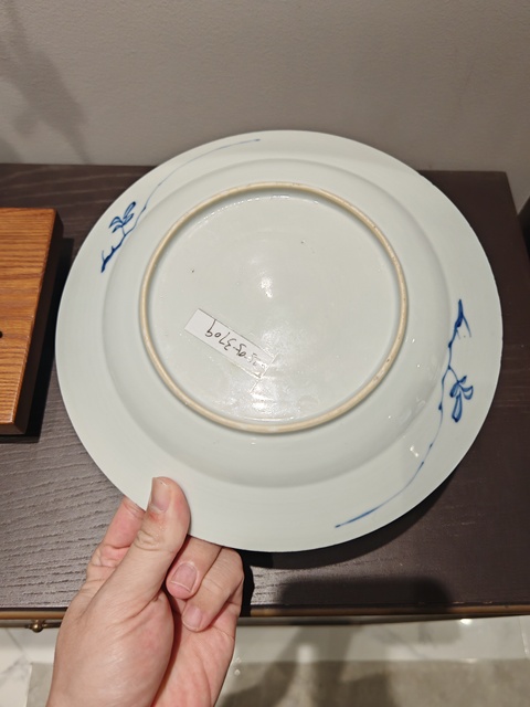 古玩陶瓷西廂記聽琴圖青花盤真品鑒賞圖