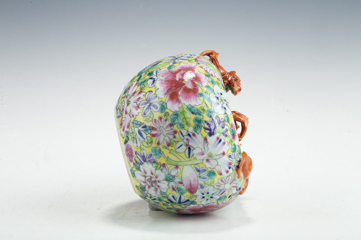 古玩陶瓷民國·粉彩百花不落地紋堆塑螭龍蝙蝠紋水盂真品鑒賞圖