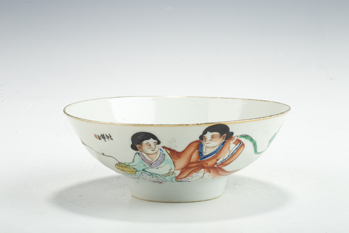 古玩陶瓷民國·粉彩合和二仙紋碗
真品鑒賞圖