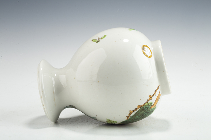 古玩陶瓷民國(guó)·粉彩松鶴延年紋罐
真品鑒賞圖