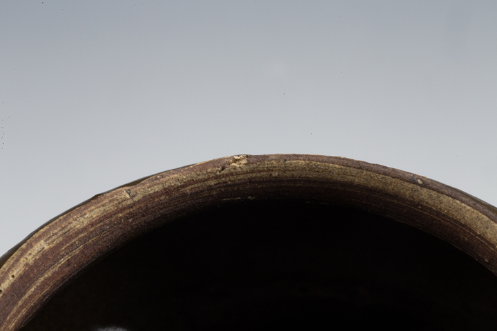 古玩陶瓷明以前·茶葉末釉水盂真品鑒賞圖