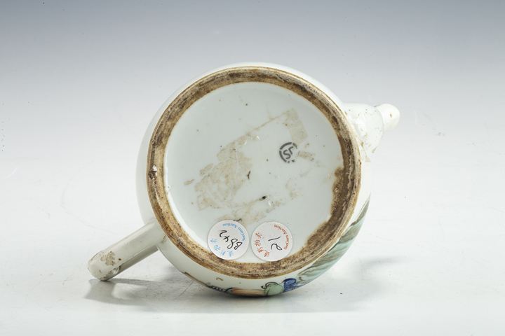 古玩陶瓷民國·淺絳彩人物故事紋壺
真品鑒賞圖