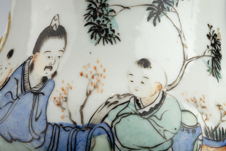 古玩陶瓷民國·淺絳彩人物故事紋壺
真品鑒賞圖