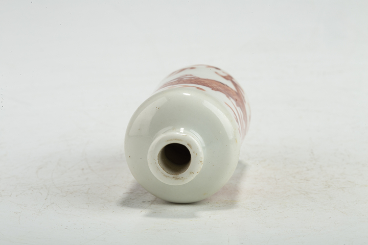 古玩陶瓷清晚·礬紅龍紋鼻煙壺真品鑒賞圖