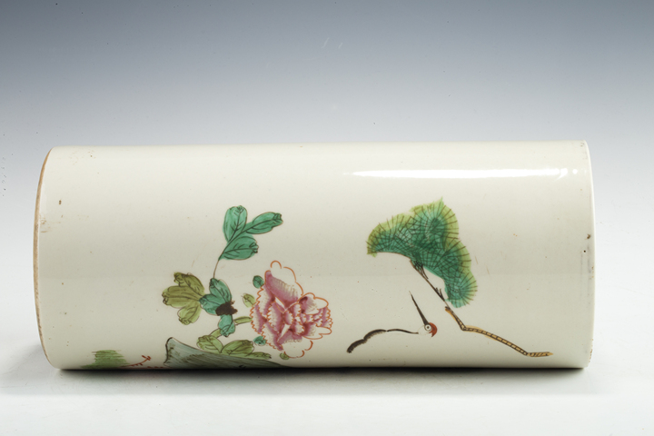 古玩陶瓷民國·粉彩松鶴延年紋帽筒
真品鑒賞圖