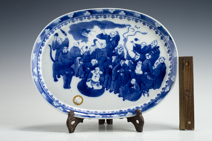 古玩陶瓷創匯·青花十八羅漢紋茶盤真品鑒賞圖