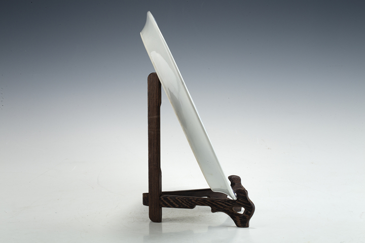 古玩陶瓷創匯·青花十八羅漢紋茶盤真品鑒賞圖