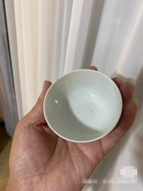 古玩陶瓷青花詩文杯真品鑒賞圖