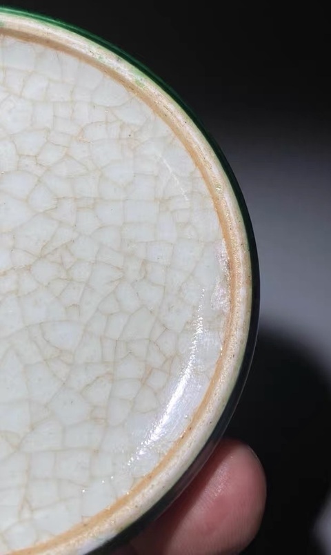 古玩陶瓷綠哥釉水盂真品鑒賞圖