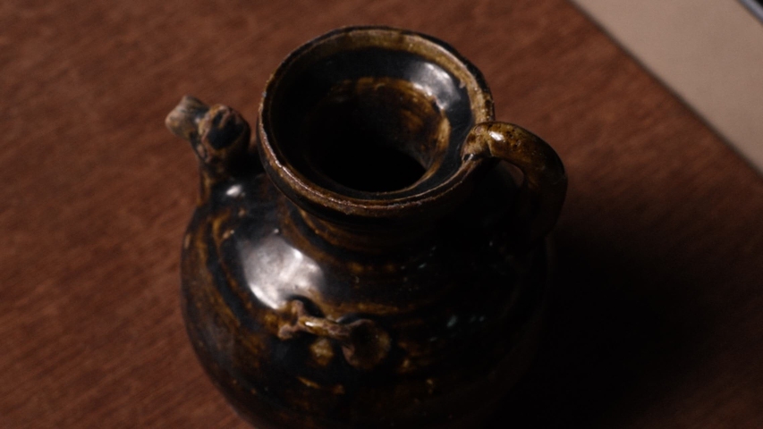 古玩陶瓷雞首壺真品鑒賞圖