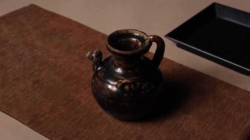 古玩陶瓷雞首壺真品鑒賞圖