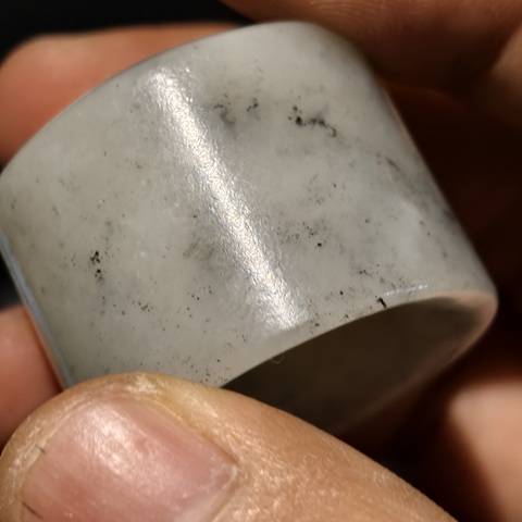 古玩玉器和田玉雕“素紋扳指”真品鑒賞圖