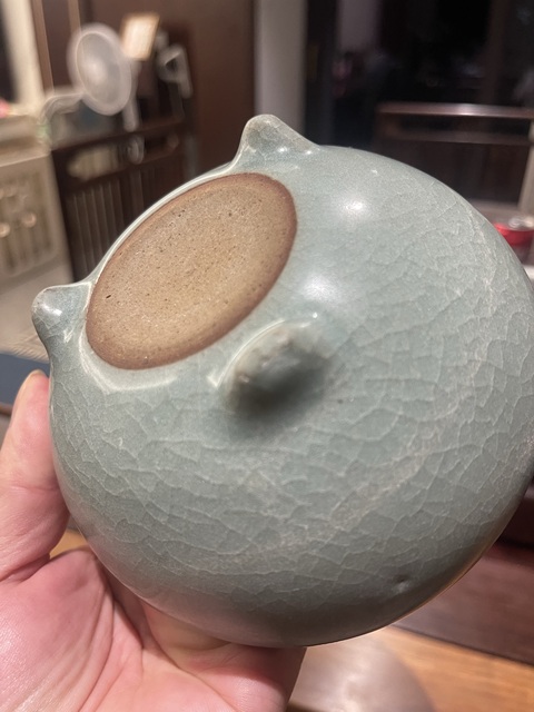 古玩陶瓷郎窖綠釉三足香爐真品鑒賞圖