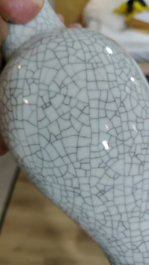 古玩陶瓷哥釉瓶真品鑒賞圖