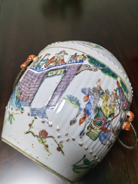 古玩陶瓷粉彩空城計四系粥罐真品鑒賞圖