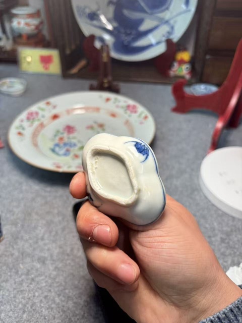 古玩陶瓷晚清青花海棠碟真品鑒賞圖