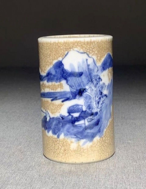古玩陶瓷哥釉青花山水紋筆筒真品鑒賞圖