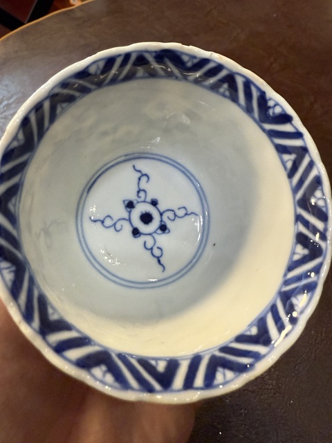 古玩陶瓷青花魚藻紋花口杯真品鑒賞圖