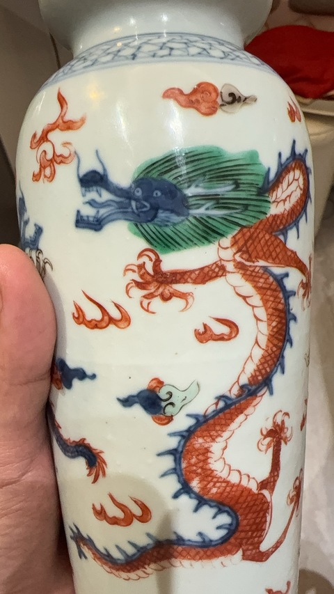 古玩陶瓷青花加彩筒瓶真品鑒賞圖