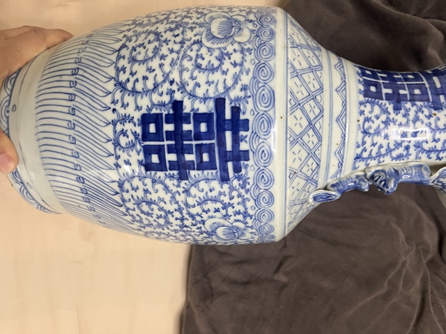 古玩陶瓷清中期青花盤(pán)口瓶真品鑒賞圖