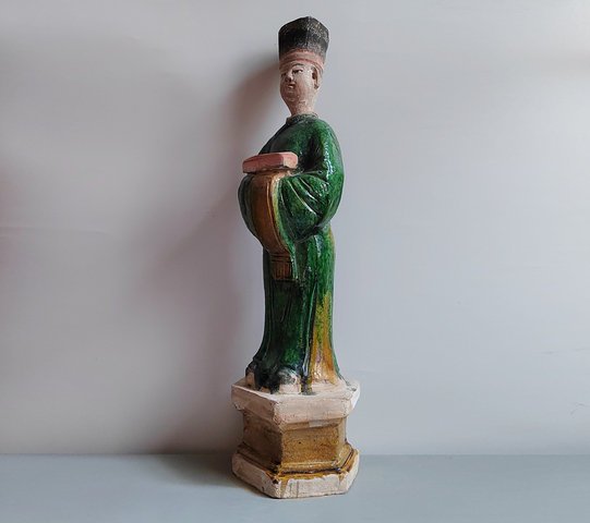 古玩陶瓷巨大的明代三彩人物站立俑47.2厘米拍賣，當前價格266元