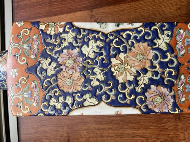 古玩陶瓷粉彩瓶真品鑒賞圖