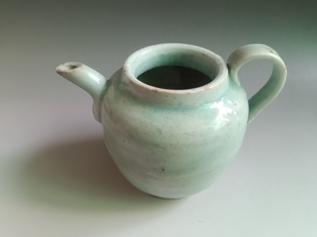 古玩陶瓷元代青白釉執(zhí)壺拍賣，當(dāng)前價格1600元