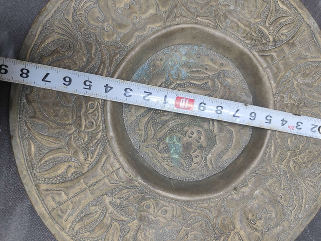 古玩銅器銅盤真品鑒賞圖