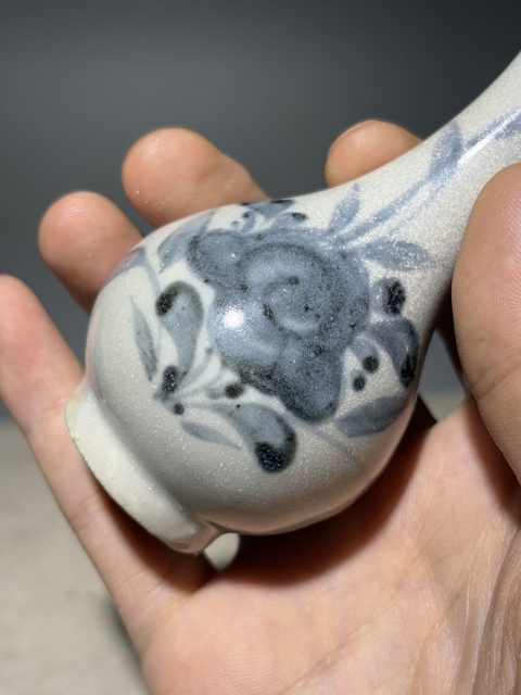 古玩陶瓷【館藏級精品】明末:青花花卉紋膽瓶【把玩神器】【瓶中皇后】拍賣，當(dāng)前價格0元