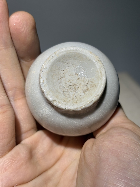 古玩陶瓷【館藏級精品】明末:青花花卉紋膽瓶【把玩神器】【瓶中皇后】拍賣，當(dāng)前價格0元