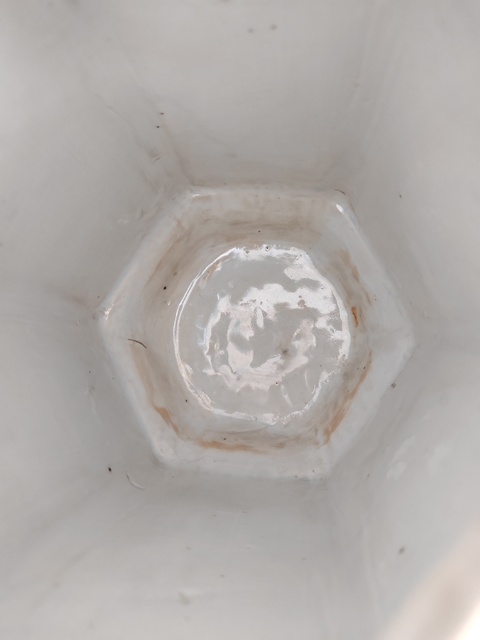 古玩陶瓷青花山水人物紋六方瓶，注意一下品相真品鑒賞圖