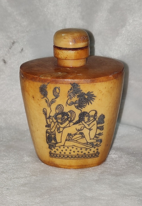 古玩字畫***春宮圖鼻煙壺拍賣，當前價格1168元